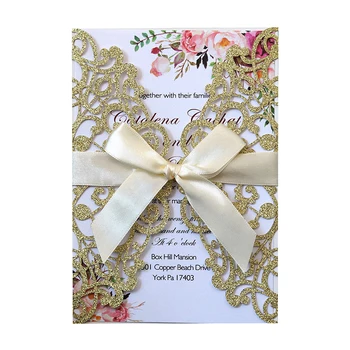 50 adet Lazer Kesim Glitter düğün davetiyesi şeritli kart Zarf Tebrik Kartları Özelleştirilmiş Düğün Dekorasyon Parti Malzemeleri
