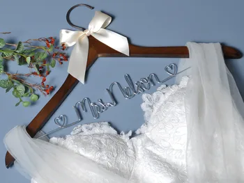 Düğün elbisesi Askı Gelin Duş Hediye Nişan Hediye Bekarlığa Veda Partisi Dekorasyon Düğün Fotoğraf Sahne